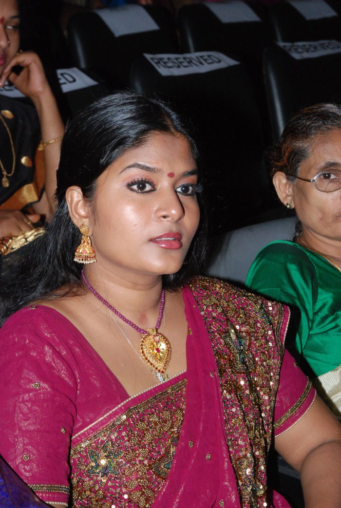 tamil serial actress neepa hot pics